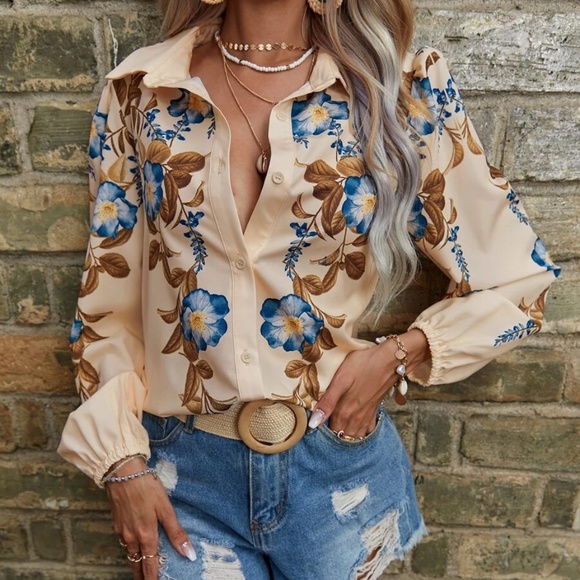 Boho Floral Print Button up Shirt - Picture 2 of 4